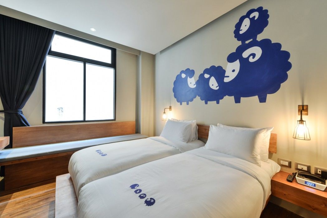 Kokotel Bangkok Surawong Esterno foto
